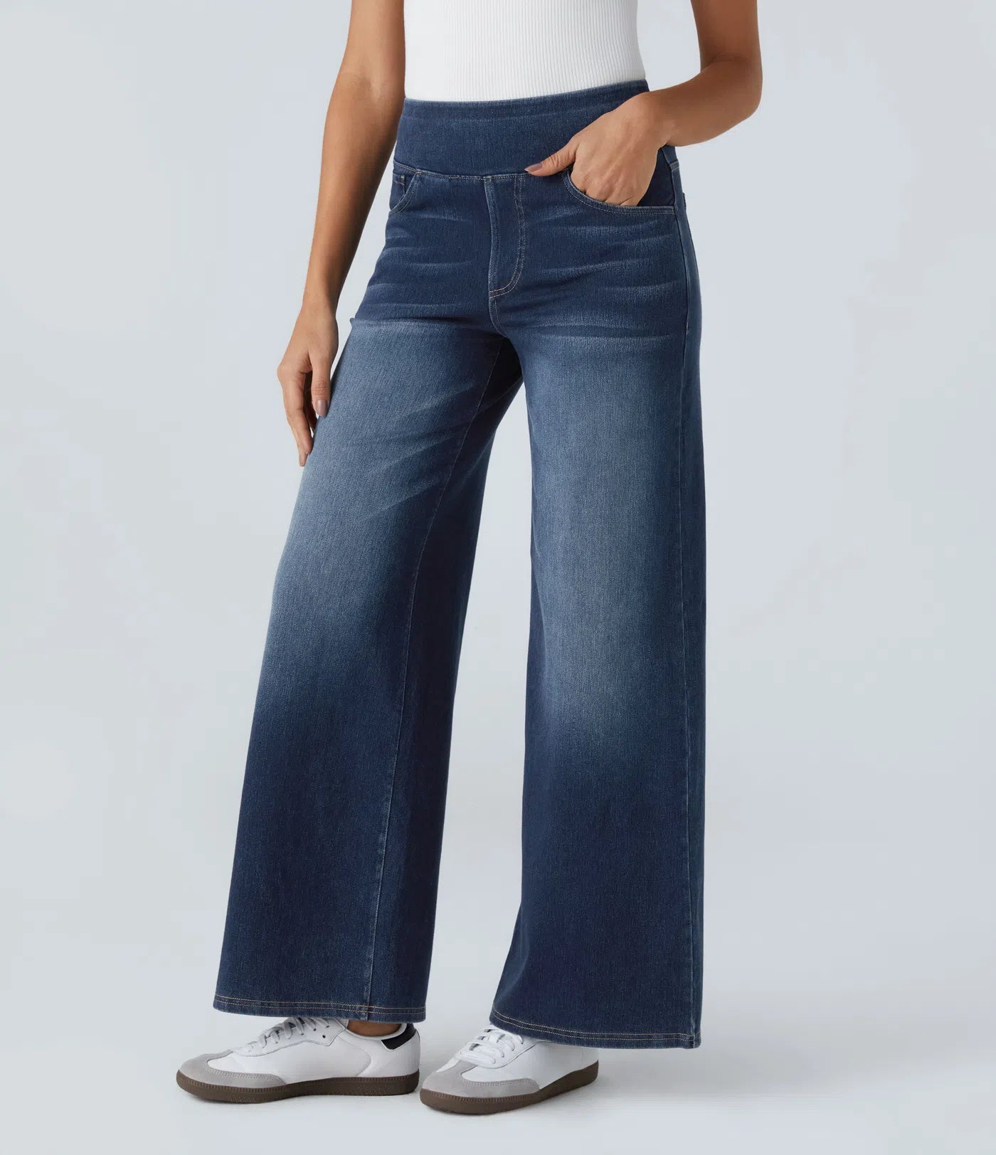 Nuviora Wide Jeans